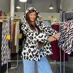 Campera Teddy de Corderito con Diseño Print