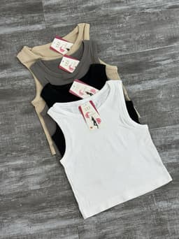 Musculosa Esmeralda - imagen