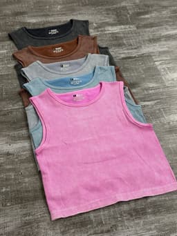 Musculosa Jade por MAYOR ($190 c/u paquete de 6 unidades incluye 3 gris y 3 negras) - imagen