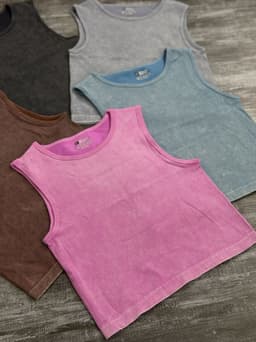 Musculosa Jade por MAYOR ($190 c/u paquete de 6 unidades incluye 3 gris y 3 negras) - imagen