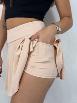 Pollera short deportiva - imagen