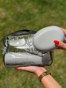 Neceser mas kit para elcuidado personal diario por MAYOR ($150 c/u paquete de 6 unidades) - imagen