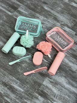 Neceser mas kit para higiene personal - imagen