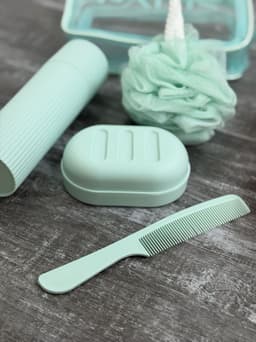 Neceser mas kit para higiene personal - imagen
