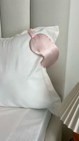 Antifaz de seda para dormir - imagen