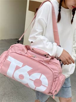 Bolso deportivo Vibe por MAYOR ($450 c/u paquete de 6 unidades en color rosa) - imagen