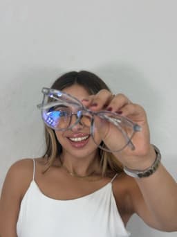 Lentes de Sol transparentes por MAYOR ($150 c/u paquete de 6 unidades) - imagen