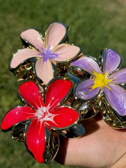 Pinza de flor hawaiana por MAYOR ($45 c/u paquete de 12 unidades) - imagen