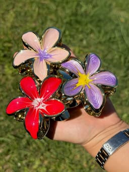 Pinza de flor hawaiana por MAYOR ($45 c/u paquete de 12 unidades) - imagen
