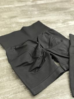 Short calza con push up Force por MAYOR ($290 c/u paquete de 6 unidades) - imagen