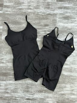 Catsuit Flex por MAYOR ($430 c/u paquete de 6 unidades) - imagen