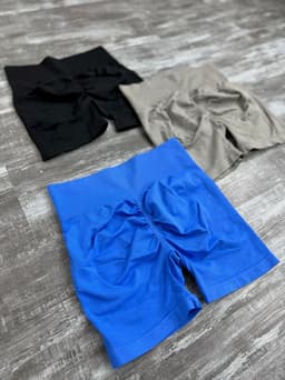 Short con push up Impact - imagen