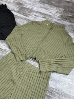 Conjunto de pantalon y campera Sofia - imagen