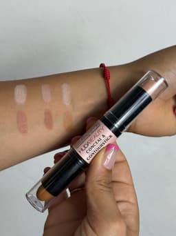 Corrector de Ojeras y Contorno - imagen