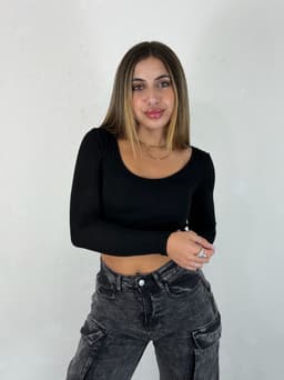 Remera manga larga con Push up - imagen