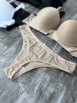 Conjunto de ropa interior - imagen