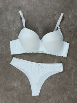 Conjunto de ropa interior - imagen