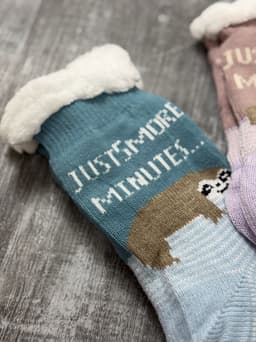Par de medias antideslizantes con peluche - imagen