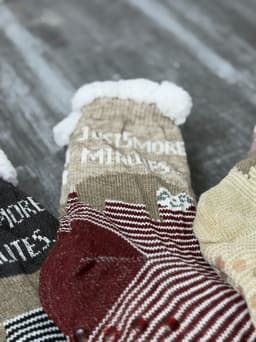 Par de medias antideslizantes con peluche - imagen