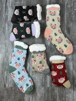 Par de medias antideslizantes con peluche - imagen