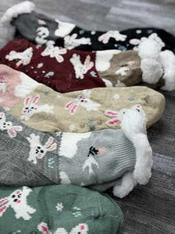 Par de medias antideslizantes con peluche - imagen