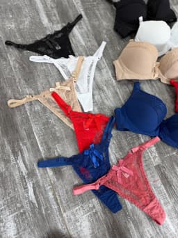 Conjunto de ropa interior - imagen