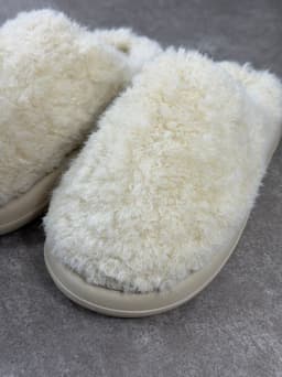 Pantuflas con peluche - imagen
