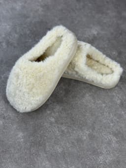 Pantuflas con peluche - imagen