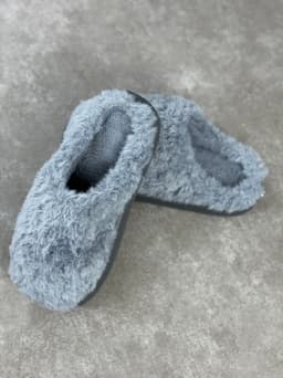 Pantuflas con peluche - imagen