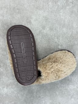 Pantuflas con peluche - imagen
