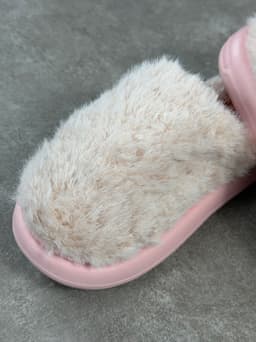 Pantuflas con peluche - imagen