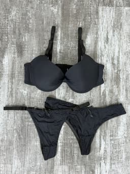 Conjunto de ropa interior - imagen
