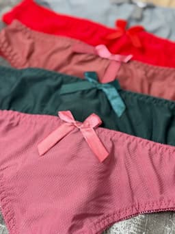 Conjunto de ropa interior - imagen