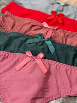 Conjunto de ropa interior - imagen