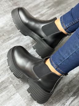 Botas borcego de ecocuero con elastico - imagen
