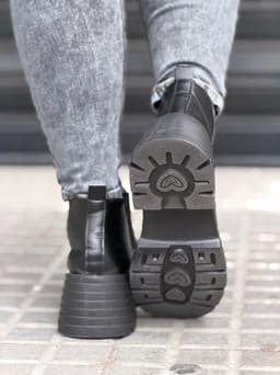 Botas borcego de ecocuero con elastico - imagen