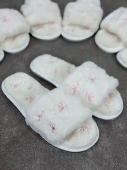 Pantuflas de peluche coquette - imagen