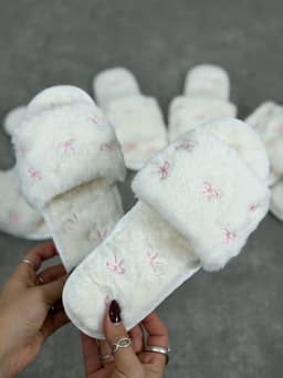Pantuflas de peluche coquette - imagen