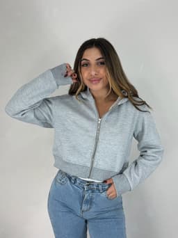 Campera con cierre y Capucha Bianca