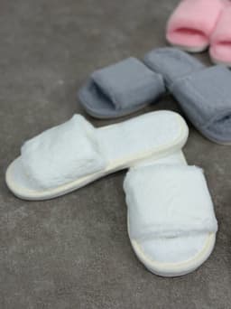 Pantuflas de peluche - imagen