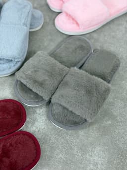 Pantuflas de peluche - imagen