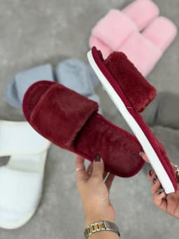 Pantuflas de peluche - imagen