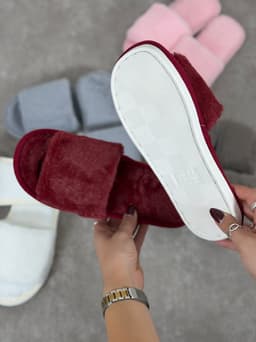 Pantuflas de peluche - imagen