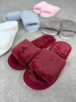 Pantuflas de peluche - imagen