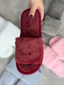 Pantuflas de peluche - imagen