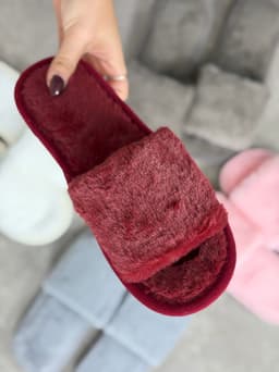 Pantuflas de peluche - imagen