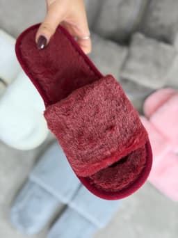Pantuflas de peluche - imagen