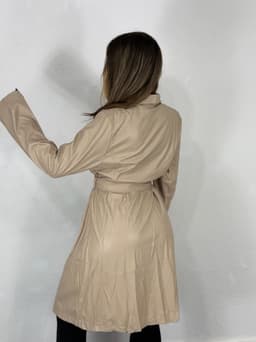 Tapado Simil Cuero con Cinturón Ines - imagen
