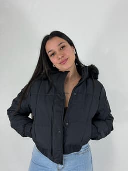 Campera Puffer Cropped con Capucha Irina - imagen