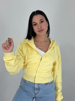Campera con Capucha y Cierre Kaia - imagen